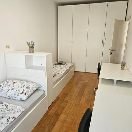 City Apartment Filip Daire